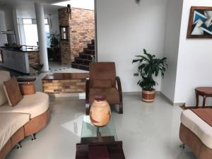 Linda casa con jacuzzi