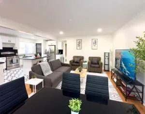 Spacious Family Home, 8bd Gem In A Prime Location! - نايلز