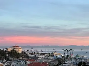 Beautiful views day and night! - Авалон