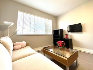 Newly renovated 2 bed 1 bath in Ladner BC