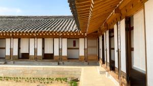 Chosun Royal Family Hotel