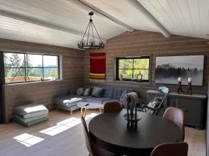 Modern Cozy Cabin Near Langsua National Park - Vollen