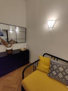 Pagkrati Apartment 80