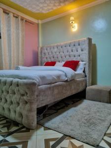 Spacious 1 Bedroom Mirema Drive with Parking