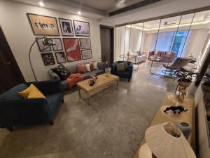 Entire Serviced Apartment in DLF-Phase 2