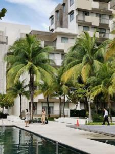 By The Sea Beach Front Sea view Apartment 3 - 3hvězdičkové hotely ve městě Batu Feringgi