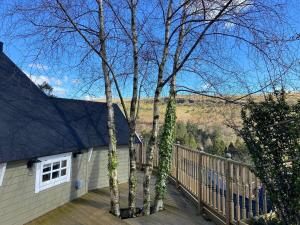 2 - Country cabin Bliss, cosy quiet romantic getaway!