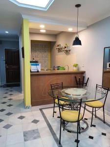 De One Homestay Bayu Emas Near Beach