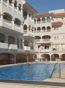 Puerto Fino Apartamentos - Almerimar
