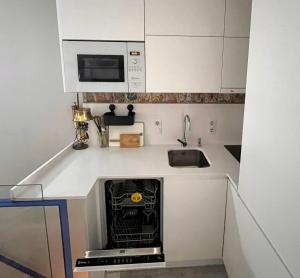 Eva Recommends Cruz Verde