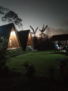 Puncak giri glamping & camp