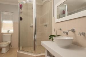 Sea View 3-Bed Apartment in Simbithi Eco Estate