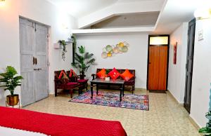 GR Stays - 3Bhk Private Villa in Calangute with Private Jacuzzi Pool