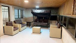 شقةارضية فاخرة مفروشة عمان ضاحية الرشيد