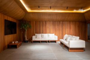 THE JAPANESE HOUSE by BRIDGE RETREATS