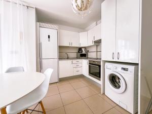 Beautiful Apartment Alcala Center