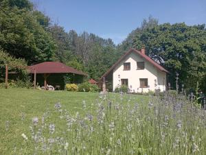 Domek v osadě Kladiny