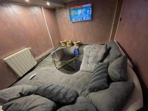 Maison De Luxe Pour 14 personnes - SPA - Billard - Sport - Baby-foot