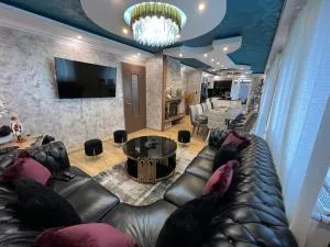 Maison De Luxe Pour 14 personnes - SPA - Billard - Sport - Baby-foot - 特恩顿