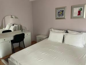 Maria Charming Apartment