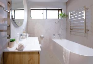 Seaside Haven Tranquil Beachside Escape