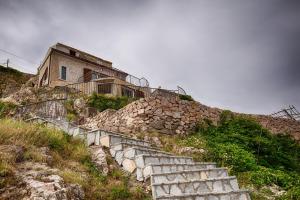 Unique villa on a rock, 50 meters from the beach, sea view - by TRAVELER tourist agency Krk - ID 2401