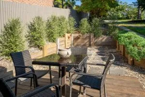 Architecturally Designed Nature Lovers Delight - Спрингвуд