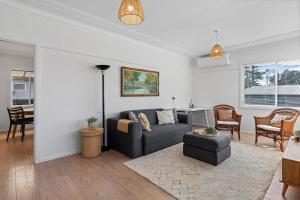 Cute Beach Escape 50m to Wamberal Beach