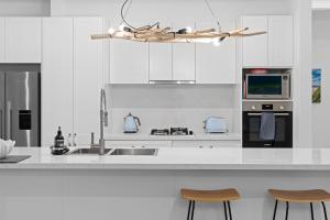 Blissful Direct Beach Access Pet-Friendly