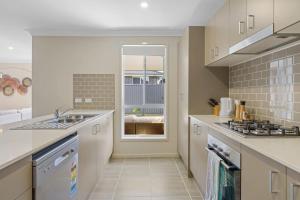 Vineyard Oasis Heart of the Hunter