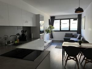 Luxus Apartment mit Wasserblick