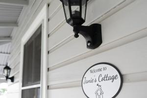 Janie s Cottage Secluded Wine Country Home