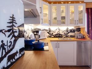 Apartment Le Bristol A52 by Interhome