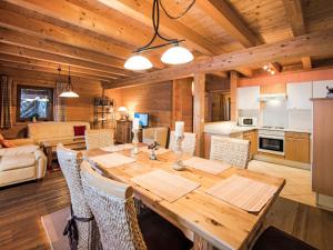 Holiday Home Alpenglück by Interhome