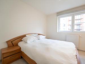 Apartment Richard I with city view by Interhome