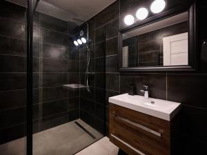 Apartment Harrachov 582 by Interhome