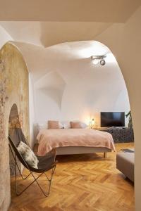 One-Bedroom Apartment room in Lazenska N°4