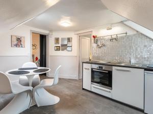 Apartment Rossini by Interhome