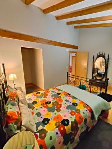 Azoka by the Sea- Centro Histórico de Peniche