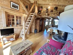 Appartement Duplex 2 pièces, 4 couchages, proche pistes de ski, garage, Demi-Quartier - FR-1-597-16