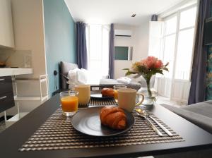 Appartamento Ottanio- Quattro Canti 200 mt