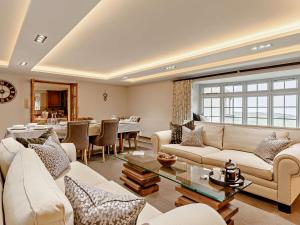 4 Bed in Combe Martin 2.9mls 91071