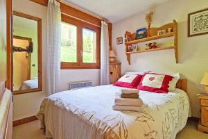 Exceptional view of village and mountain