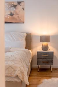 Traumhaftes Apartment -Balkon -Hängesessel -WiFi