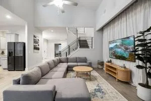 Luxe Modern 4B House with Office 20 min to DT - مانور