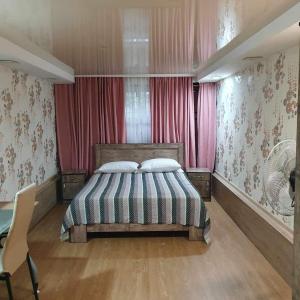 2 bedroom apartment near metro