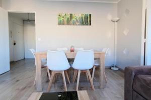 Orly Express - Confort à Deux Pas de lAéroport