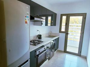 Lake, Mountain, Pool & Forest Views - Fiber Wi-Fi