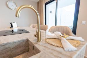 Málaga Benalmádena Vacation Rentals five minutes from the Port of Benalmádena Beach Pool and Sun