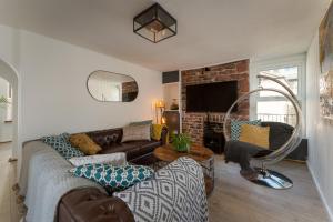 Crab Shack Apartments - Stylish back beach duplex apartment, Teignmouth